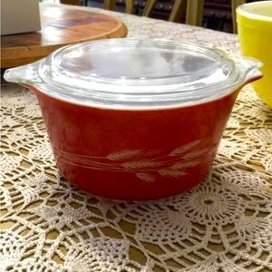 Vintage Pyrex 473-B rust Autumn Harvest casserole dish with lid 1 Qt